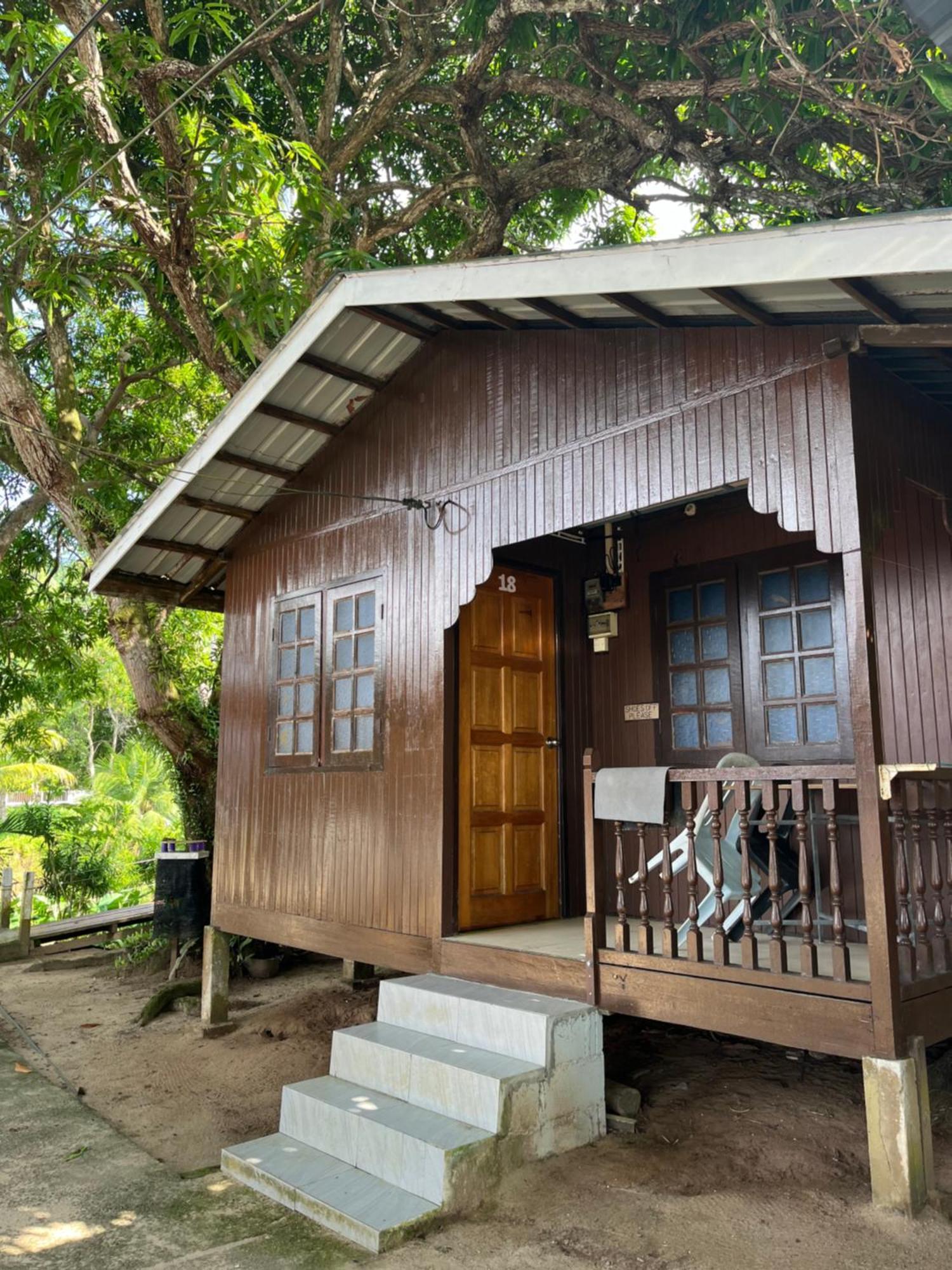Sri Sentosa Chalet Kampong Mukut المظهر الخارجي الصورة