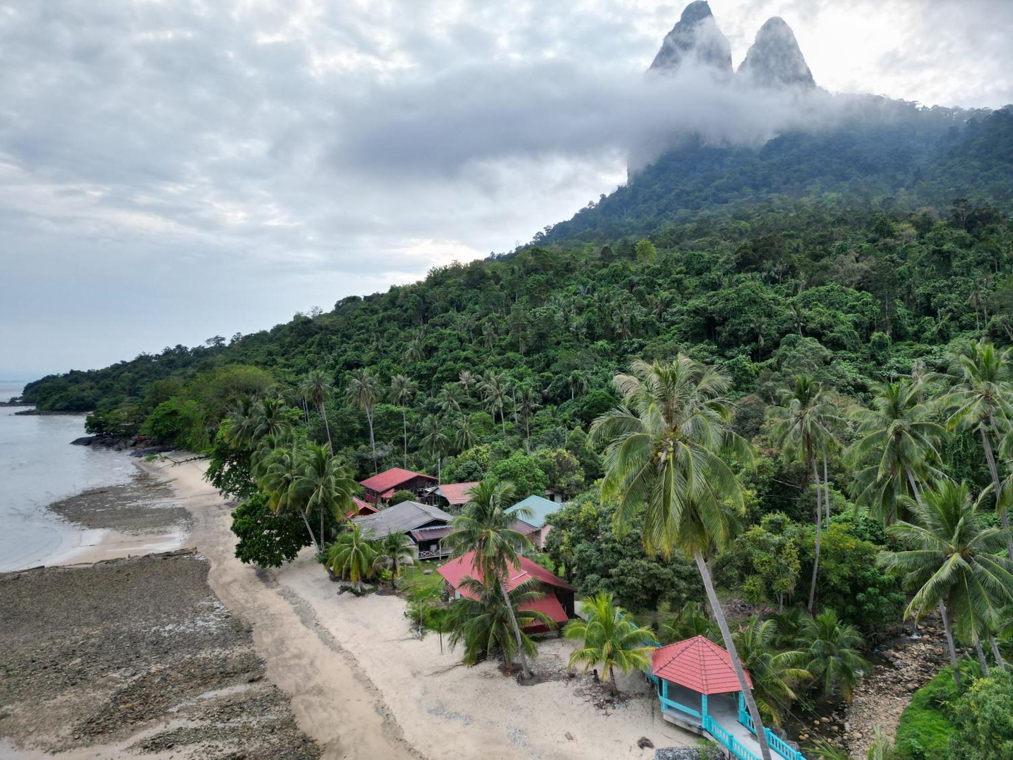 Sri Sentosa Chalet Kampong Mukut المظهر الخارجي الصورة